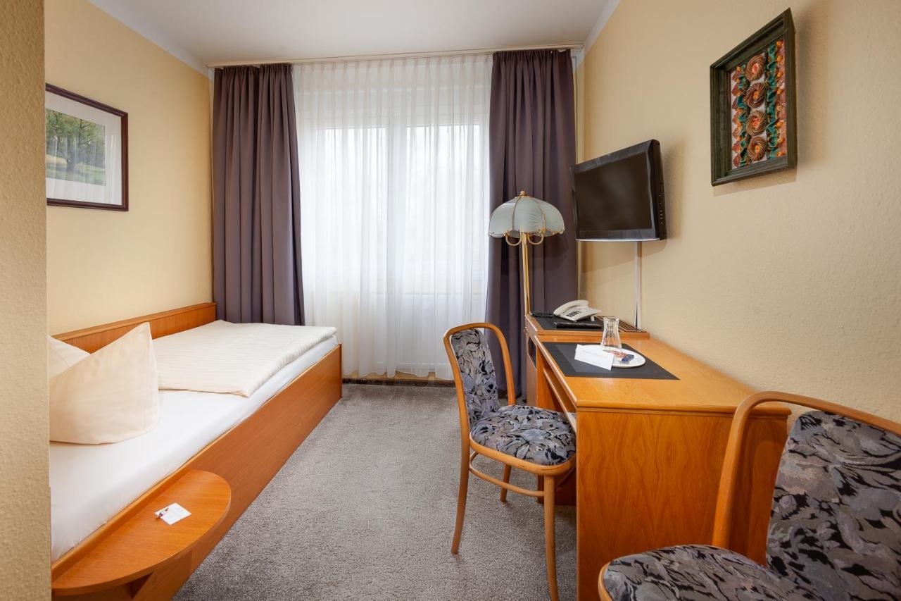 Hotel Horizont Gmbh 노이브란덴부르크 외부 사진